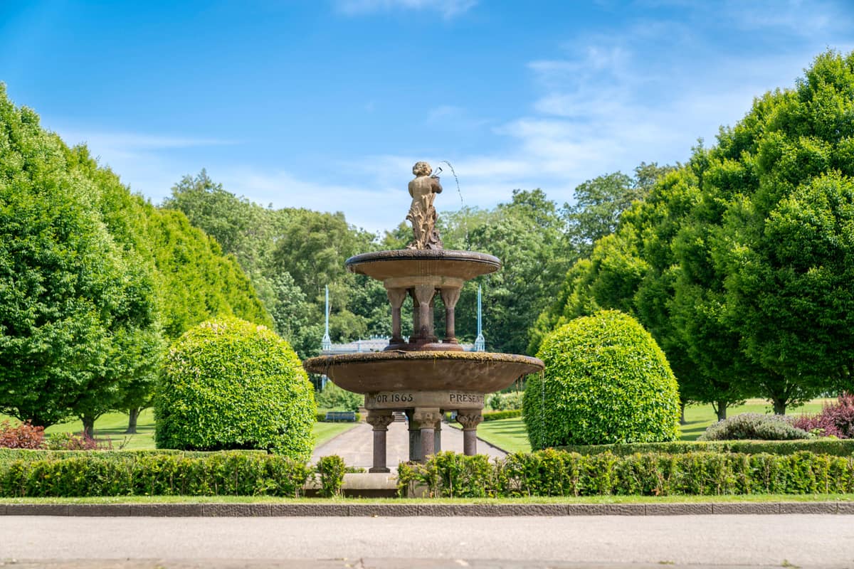 Love Parks Week: Oldham's 32 parks offer summer activities — Oldham news photo