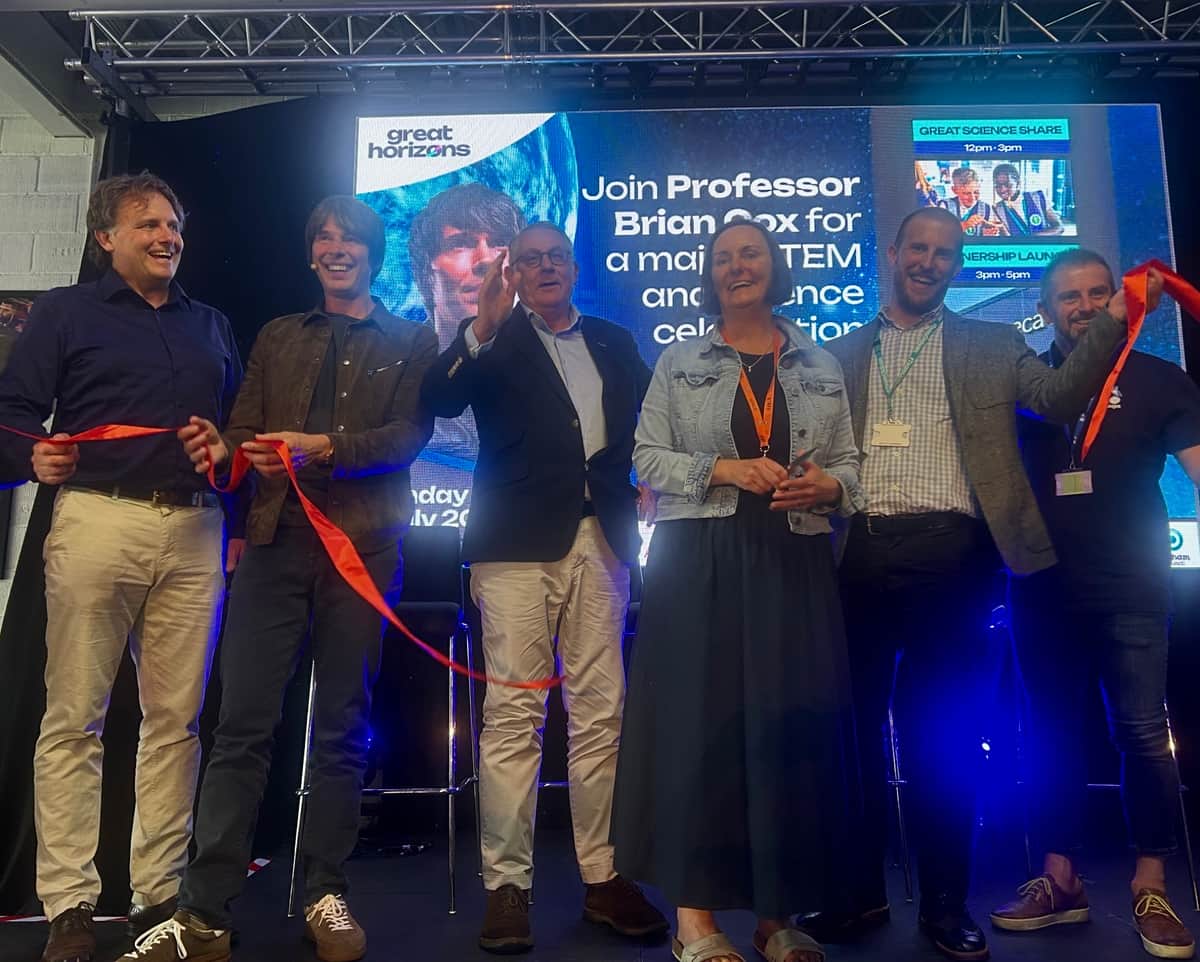 Brian Cox Launches Science Project in Oldham Schools — Oldham news photo